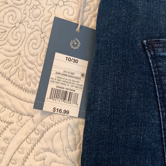 Universal Thread power stretch shorts (NWT) size 10, 4 in inseam - Picture 4 of 7